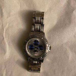 Relic men watch -good condition-needs battery